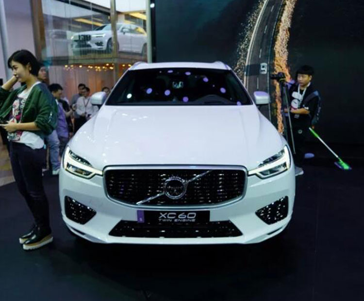 沃爾沃XC60新能源-沃爾沃XC60插電式混動 2026款 插電式混動 長續航四驅智雅豪華版