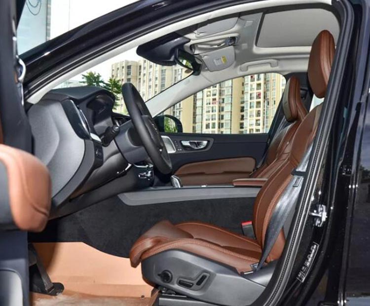 沃爾沃XC60新能源-沃爾沃XC60插電式混動 2026款 插電式混動 長續航四驅智雅豪華版