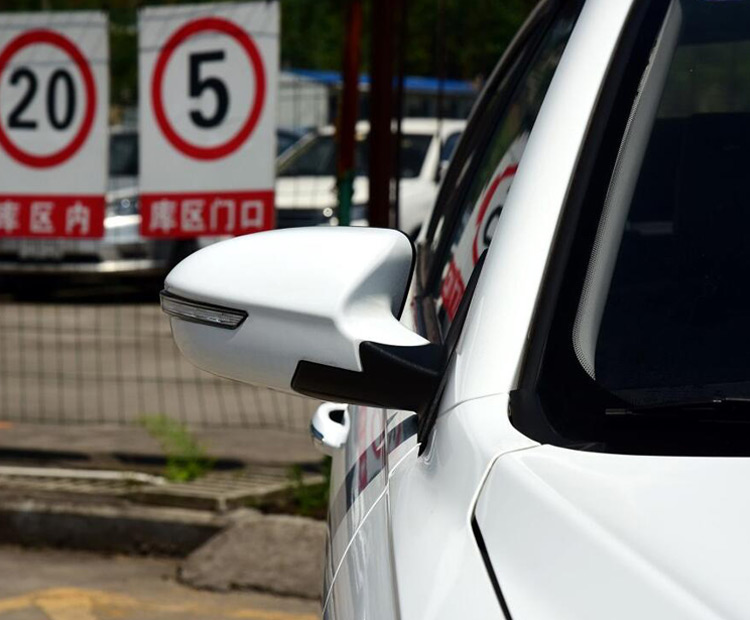 力帆汽車力帆620EV-2015款 改款 620EV 充電