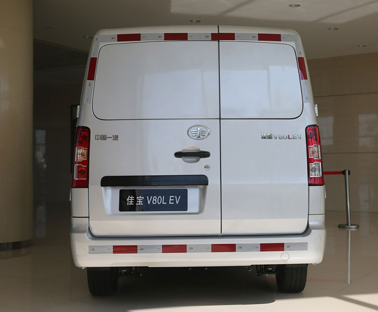 一汽-佳寶V80 EV