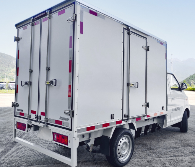福汽啟騰N50 EV-2020款 標(biāo)準(zhǔn)廂貨版