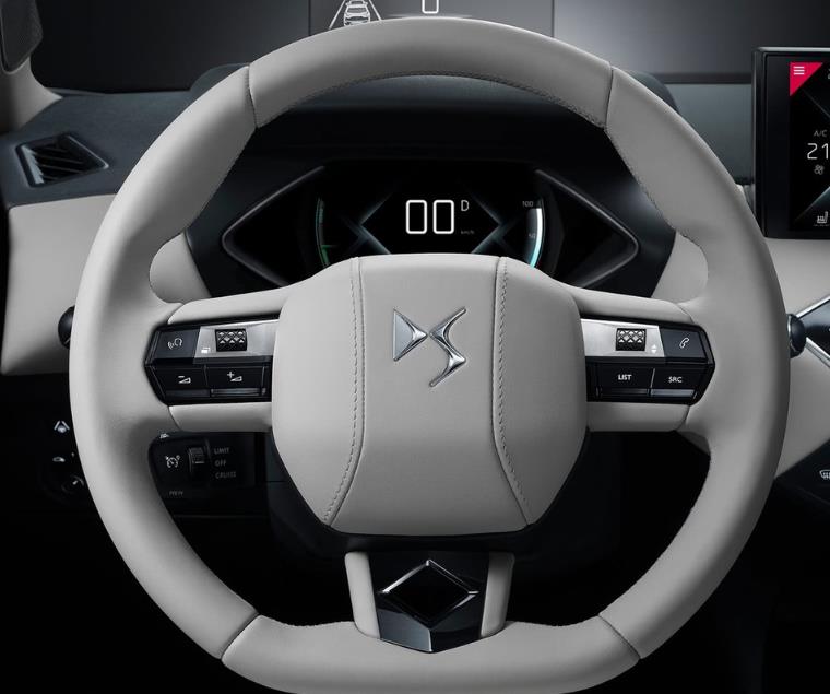 DS-DS 3 純電動