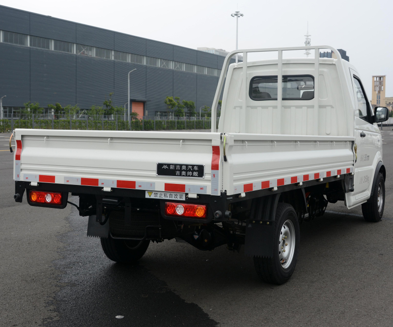 新吉奧汽車-新吉奧汽車-吉奧帥艦