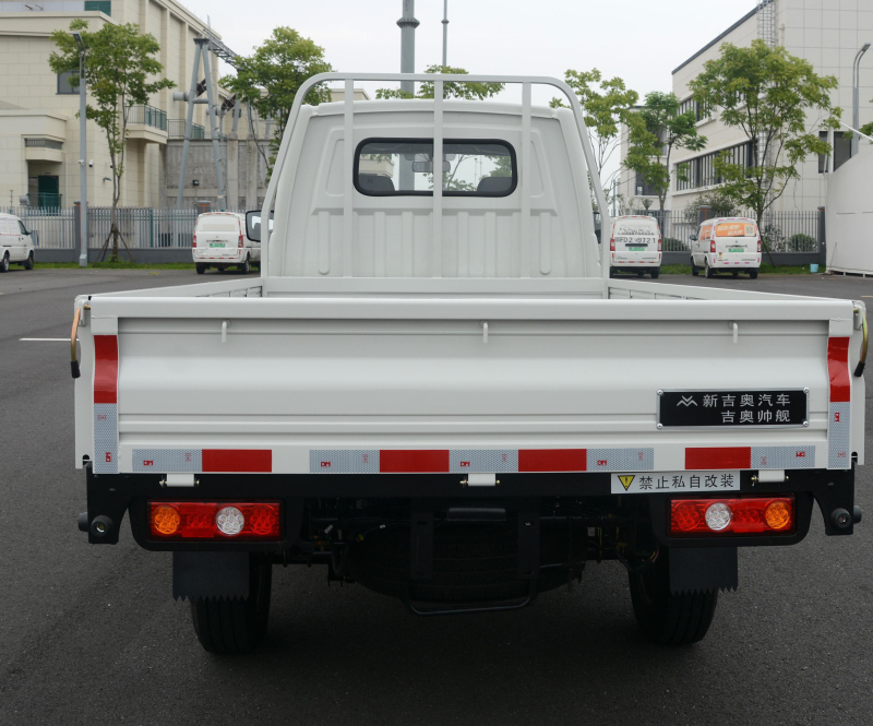 新吉奧汽車-新吉奧汽車-吉奧帥艦