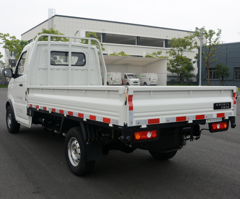 新吉奧汽車-新吉奧汽車-吉奧帥艦
