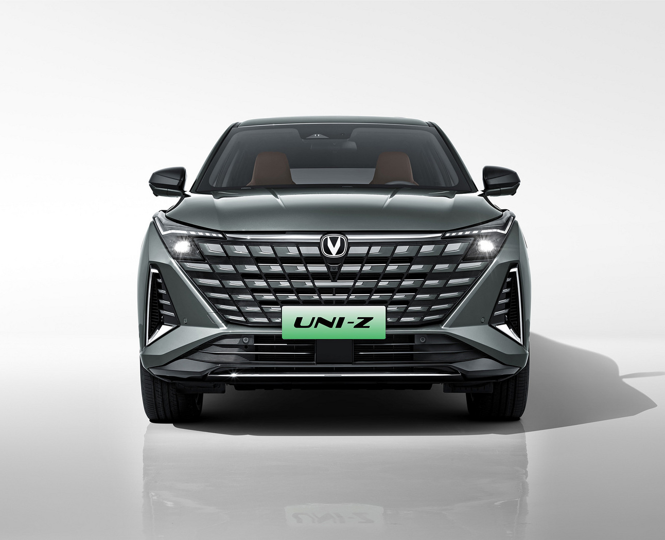 長(zhǎng)安汽車-長(zhǎng)安UNI-Z