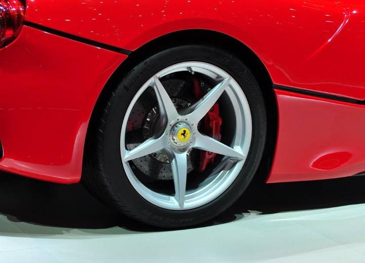 法拉利-LaFerrari