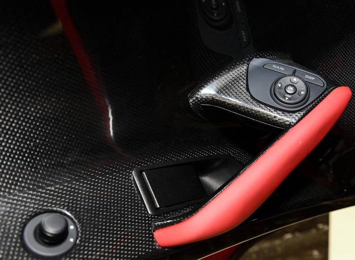 法拉利-LaFerrari