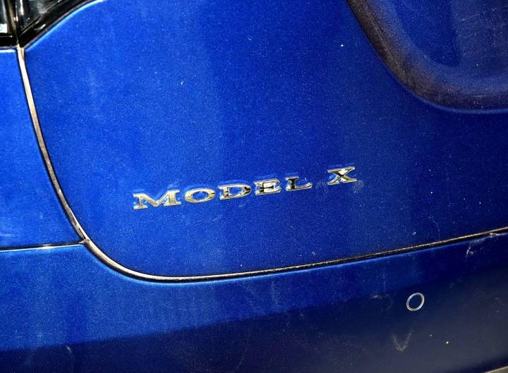 特斯拉-特斯拉Model X
