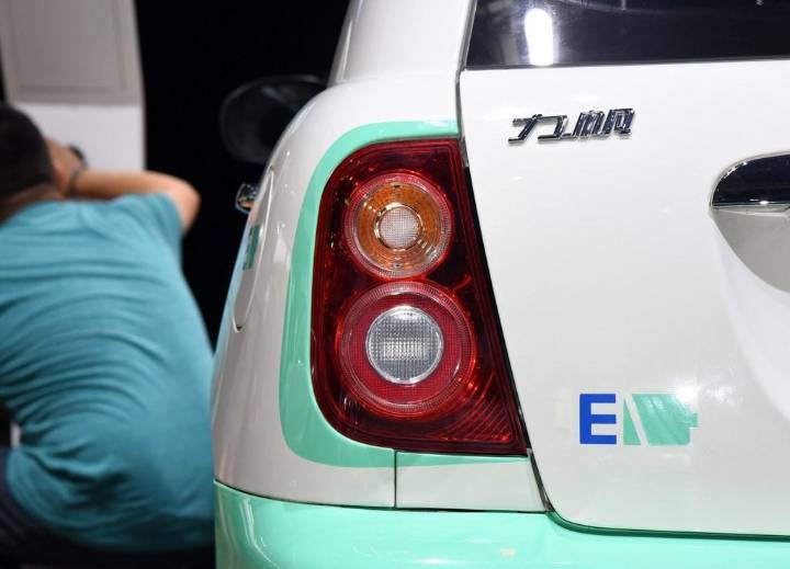 力帆汽車-力帆330EV