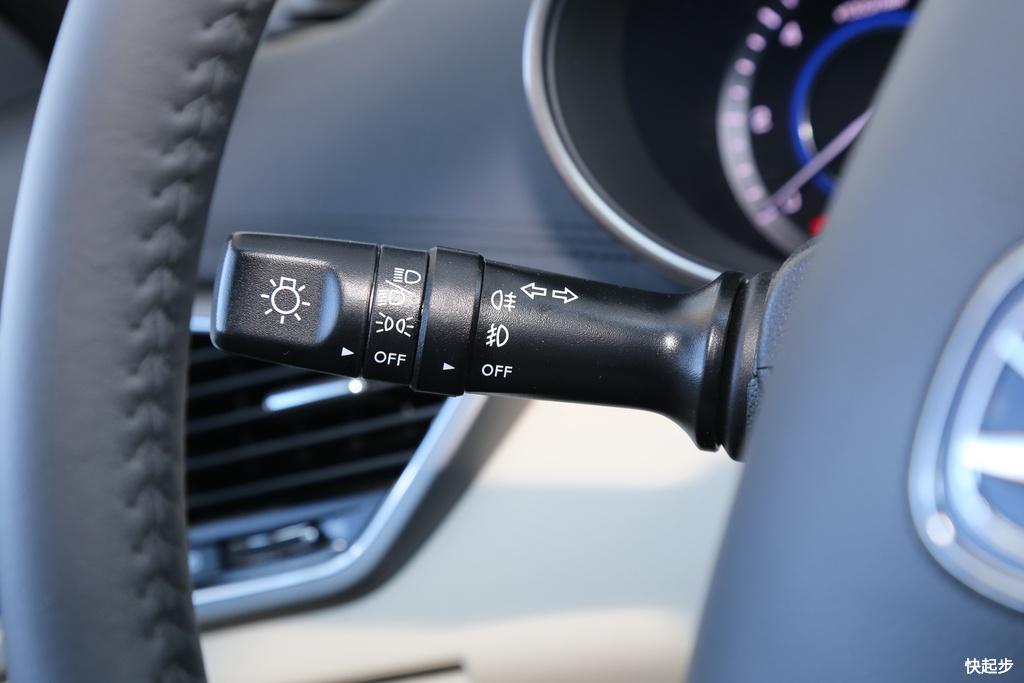 長安汽車-逸動EV