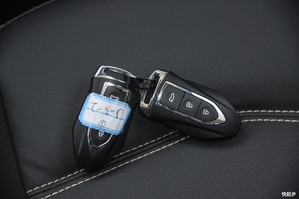 眾泰-T300EV