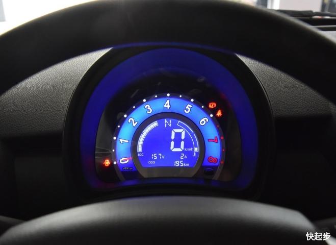 力帆汽車-力帆330EV