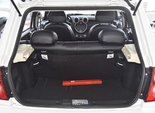 力帆汽車-力帆330EV