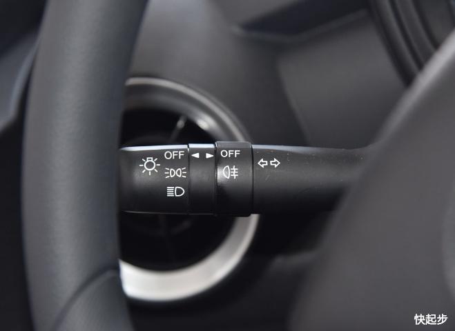 力帆汽車-力帆330EV
