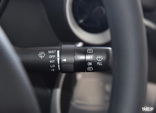 力帆汽車-力帆330EV