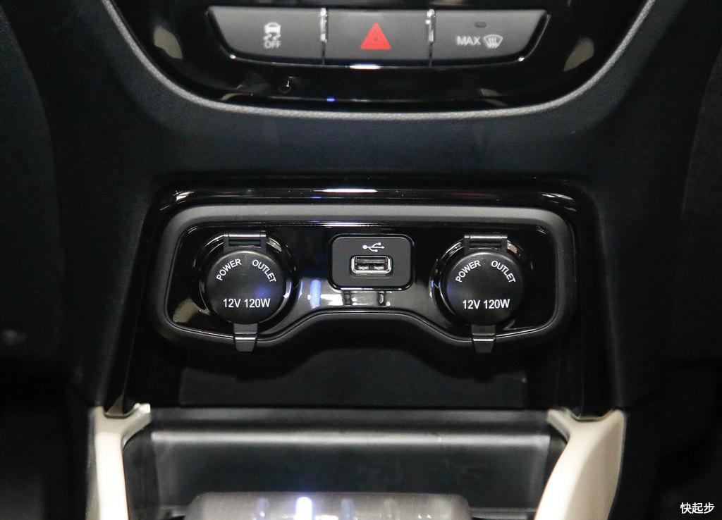 長安汽車-長安CS15EV