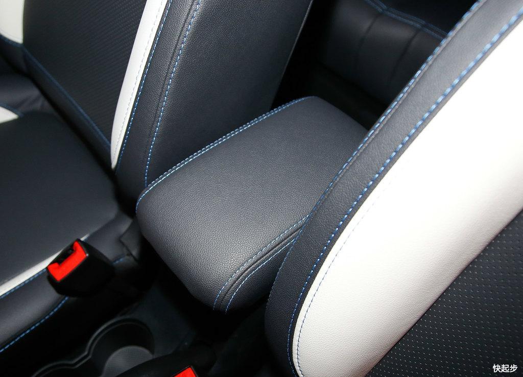 長(zhǎng)安汽車-長(zhǎng)安CS15EV
