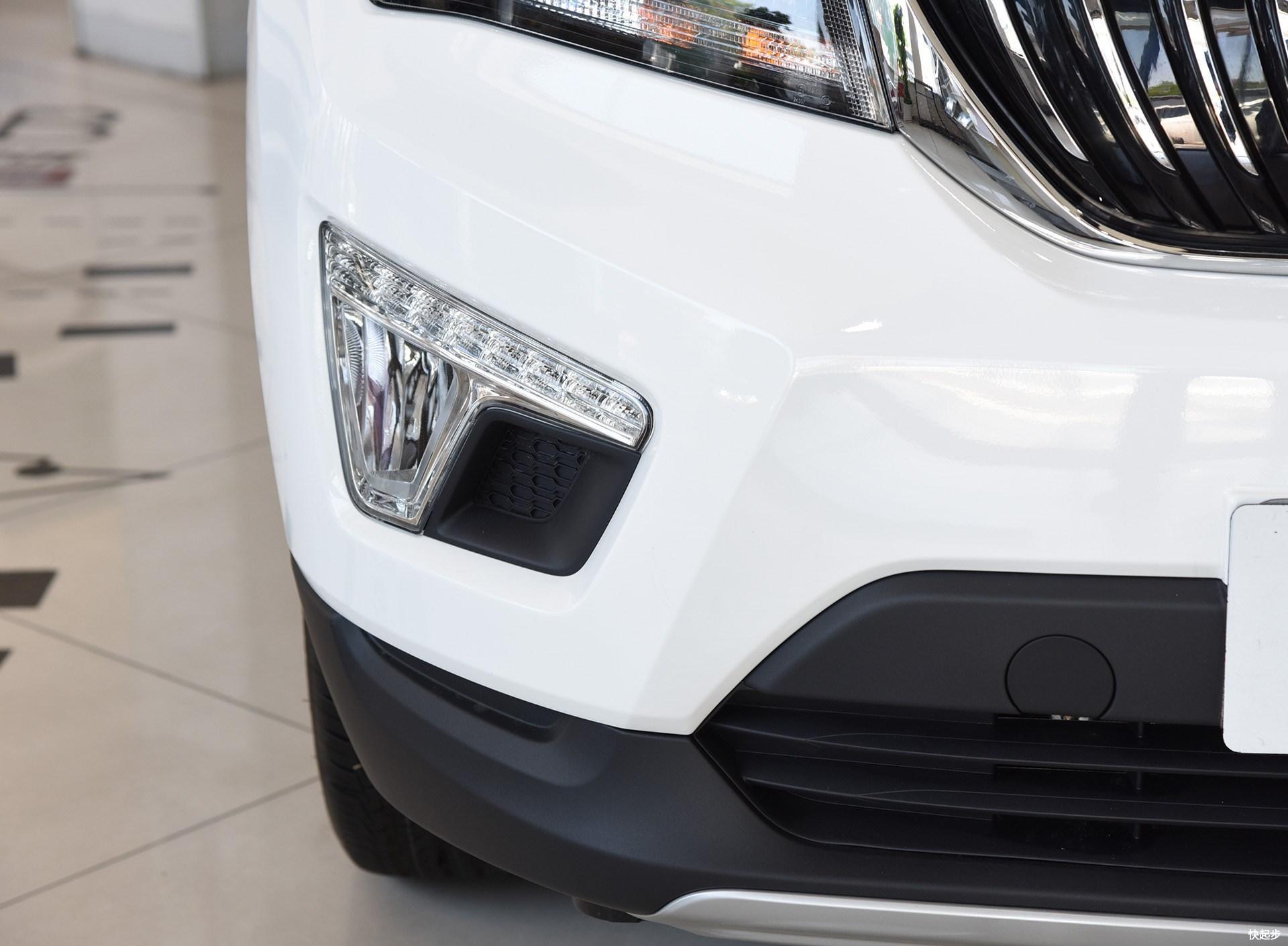 長安汽車-長安CS15EV