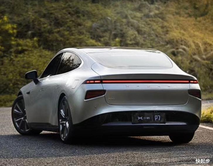小鵬汽車-小鵬汽車P7
