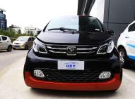 眾泰眾泰E200