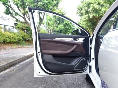 長安汽車逸動(dòng)EV