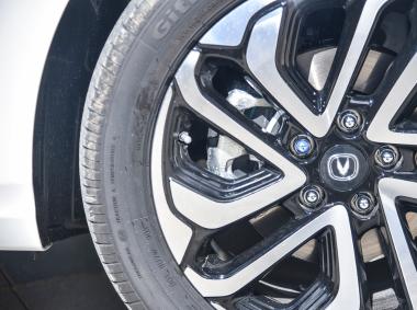 長安汽車逸動EV