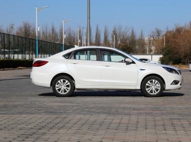 長安汽車逸動(dòng)EV