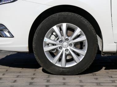 長安汽車逸動EV