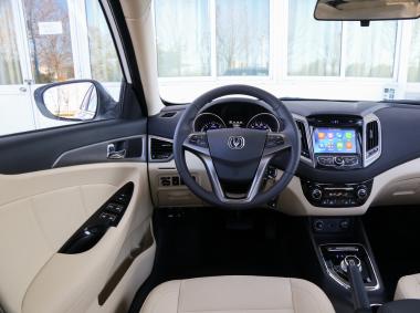 長安汽車逸動EV