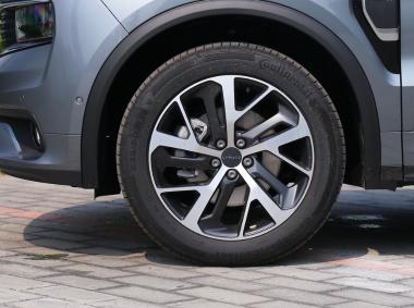 領(lǐng)克領(lǐng)克01 PHEV