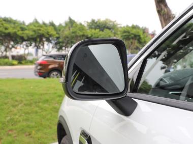 領(lǐng)克領(lǐng)克01 PHEV