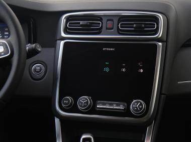 領(lǐng)克領(lǐng)克01 PHEV