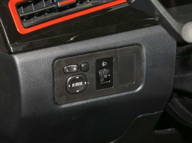 紅星汽車閃閃X2