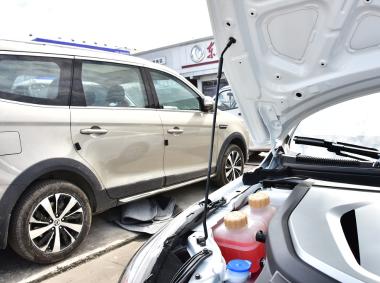 東風風行風行景逸S50EV