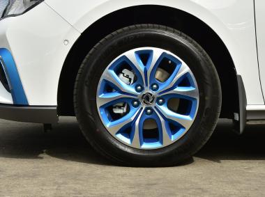東風風行風行景逸S50EV