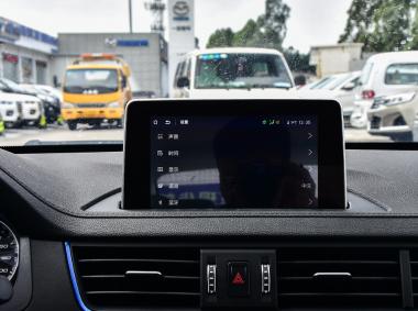 東風風行風行景逸S50EV