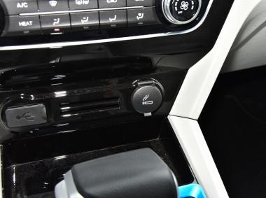 東風風行風行景逸S50EV
