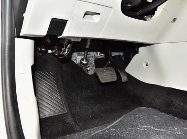 東風風行風行景逸S50EV