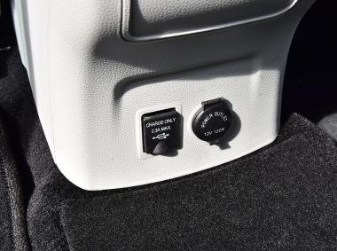 東風風行風行景逸S50EV