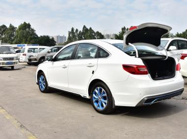 東風風行風行景逸S50EV
