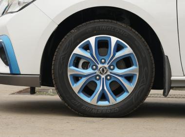 東風風行風行景逸S50EV