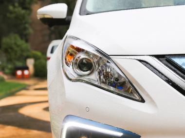 東風風行風行景逸S50EV