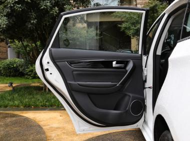 東風風行風行景逸S50EV
