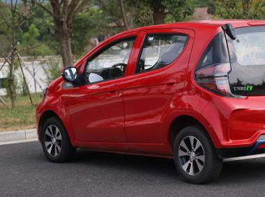 江鈴集團新能源江鈴E200N