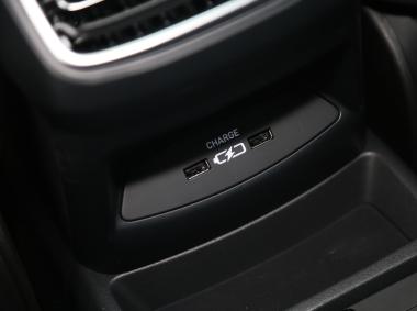 領(lǐng)克-領(lǐng)克01 PHEV