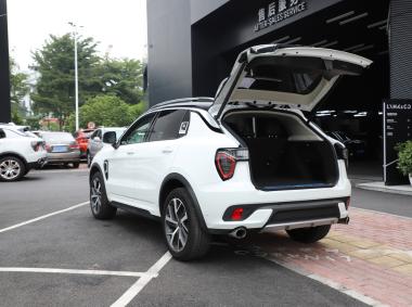 領(lǐng)克領(lǐng)克01 PHEV