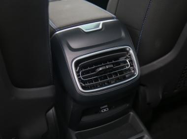領(lǐng)克領(lǐng)克01 PHEV