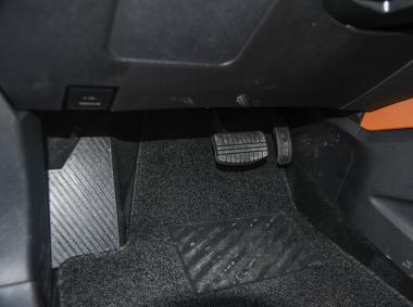 眾泰-T300EV