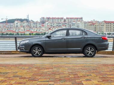 力帆汽車力帆650 EV